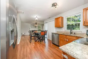9824 Dauphine Dr, Charlotte, NC 28216 - Photo 8
