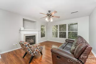 9824 Dauphine Dr, Charlotte, NC 28216 - Photo 12