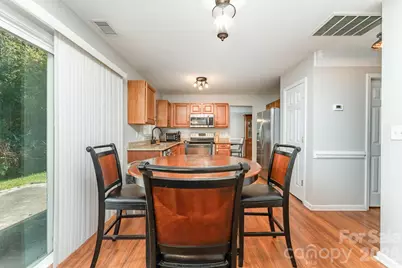 9824 Dauphine Drive, Charlotte, NC 28216 - Photo 10