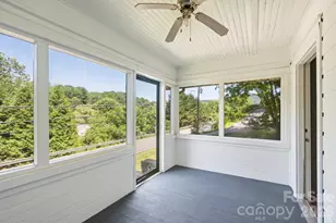 441 Main St, Clyde, NC 28721 - Photo 28