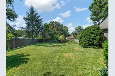 3 Carolewood Drive, Horse Shoe, NC 28742 - Photo 24