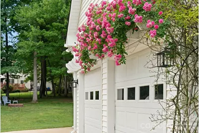 237 Windsor Forest Circle, Fletcher, NC 28732 - Photo 2