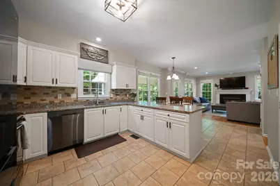 237 Windsor Forest Circle, Fletcher, NC 28732 - Photo 12