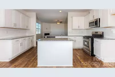 418 Grantham Lane, Charlotte, NC 28262 - Photo 6