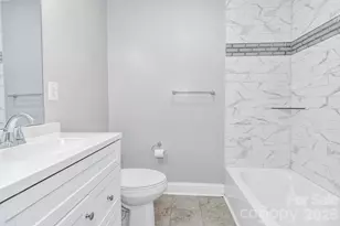 137 J E Morrow St, Forest City, NC 28043 - Photo 32