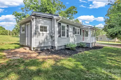 137 J E Morrow Street, Forest City, NC 28043 - Photo 4
