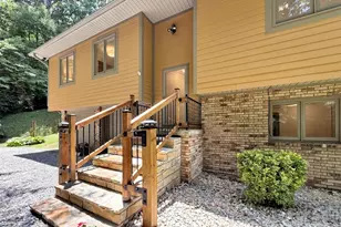 372 Shady Ridge Rd, Waynesville, NC 28785 - Photo 4