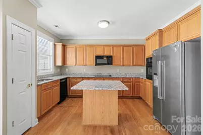 1106 Davant Lane, Charlotte, NC 28209 - Photo 10