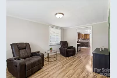 407 Hall Street, Hendersonville, NC 28739 - Photo 8