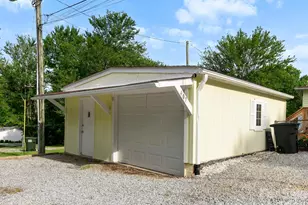 407 Hall St, Hendersonville, NC 28739 - Photo 20