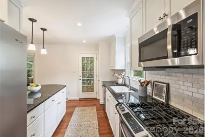 300 Cooper Drive, Charlotte, NC 28210 - Photo 10