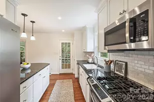 300 Cooper Dr, Charlotte, NC 28210 - Photo 10