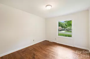 300 Cooper Dr, Charlotte, NC 28210 - Photo 18