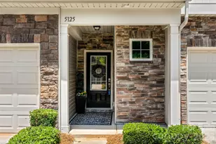 5125 Mt Clare Ln, Charlotte, NC 28210 - Photo 2
