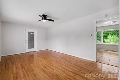 1030 McLaughlin Drive, Charlotte, NC 28212 - Photo 8