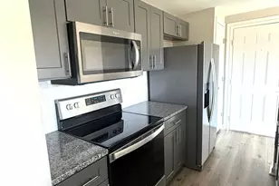 1604 Arlyn Cir, Charlotte, NC 28213 - Photo 6