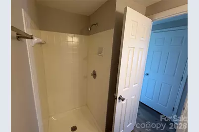 1604 Arlyn Circle #J, Charlotte, NC 28213 - Photo 18