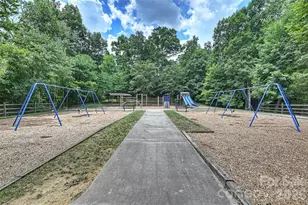 6311 Tunston Ln, Charlotte, NC 28269 - Photo 34