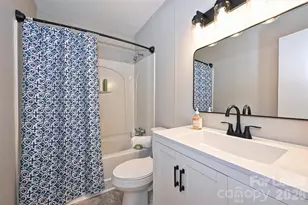 951 Hollywood St, Charlotte, NC 28211 - Photo 8