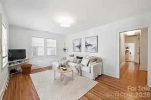 118 N Laurel Ave, Charlotte, NC 28207 - Photo 2