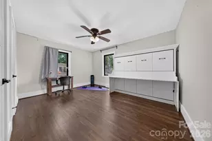 1721 Merry Oaks Rd, Charlotte, NC 28205 - Photo 30