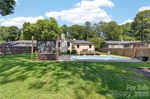 1721 Merry Oaks Rd, Charlotte, NC 28205 - Photo 40