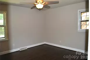 1427 Churchill Dr, Gastonia, NC 28054 - Photo 10