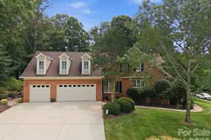 1016 Firethorne Club Dr, Waxhaw, NC 28173 - Photo 4