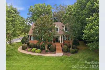 1016 Firethorne Club Drive, Waxhaw, NC 28173 - Photo 2