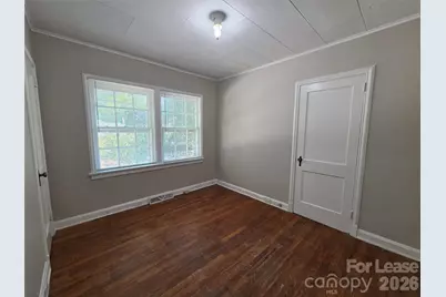 322 W McCubbins Street, Salisbury, NC 28144 - Photo 8