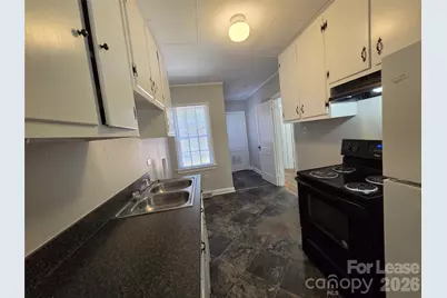322 W McCubbins Street, Salisbury, NC 28144 - Photo 6