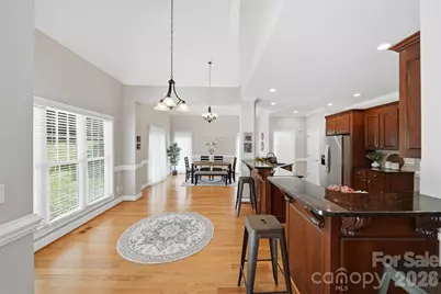 1110 Mayfield Circle NW, Conover, NC 28613 - Photo 4