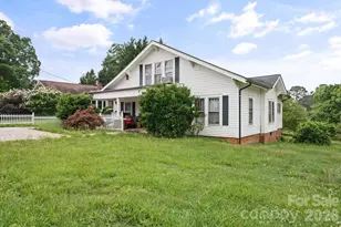 106 N Main St, Granite Falls, NC 28630 - Photo 2