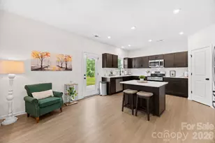 6230 Gala Ln, Charlotte, NC 28215 - Photo 10