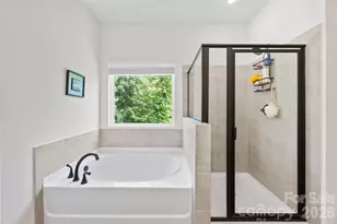 6230 Gala Ln, Charlotte, NC 28215 - Photo 20