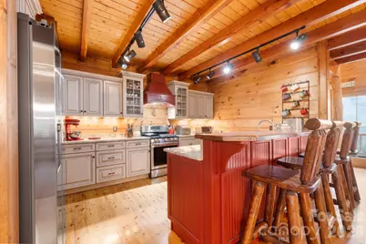 635 Acorn Nvno, Zionville, NC 28698 - Photo 10