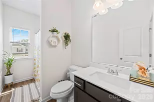 8131 Jonagold Ln, Charlotte, NC 28215 - Photo 18