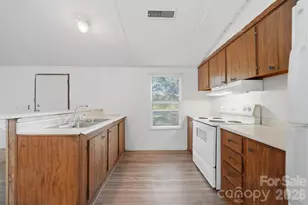 300 Excelsior Dr, Connelly Springs, NC 28612 - Photo 12