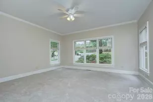 2000 Victorian Pl, Charlotte, NC 28203 - Photo 20