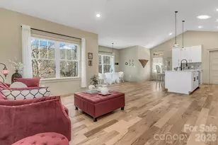 40 Rangeley Dr, Asheville, NC 28803 - Photo 16