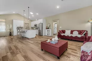 40 Rangeley Dr, Asheville, NC 28803 - Photo 18
