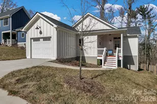 40 Rangeley Dr, Asheville, NC 28803 - Photo 2