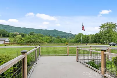 225 Valley View Terrace, Waynesville, NC 28786 - Photo 2