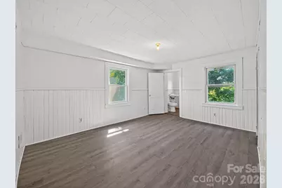80 Ridge Street, Marion, NC 28752 - Photo 12