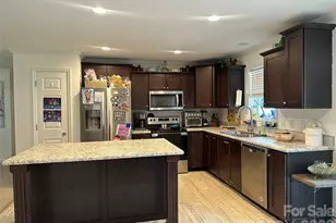 330 W Memorial Hwy, Harmony, NC 28634 - Photo 2