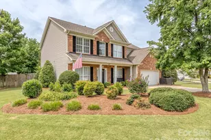 403 Lafinca Ct, Fort Mill, SC 29708 - Photo 4