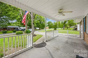 205 Gaddis Dr, Mount Holly, NC 28120 - Photo 10