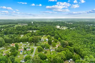 205 Gaddis Dr, Mount Holly, NC 28120 - Photo 28