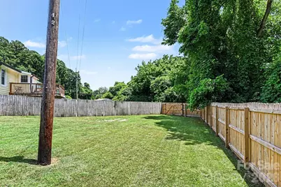 905 W 6th Avenue B None, Gastonia, NC 28052 - Photo 32