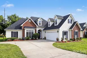 2024 Galena Chase Dr, Indian Trail, NC 28079 - Photo 2